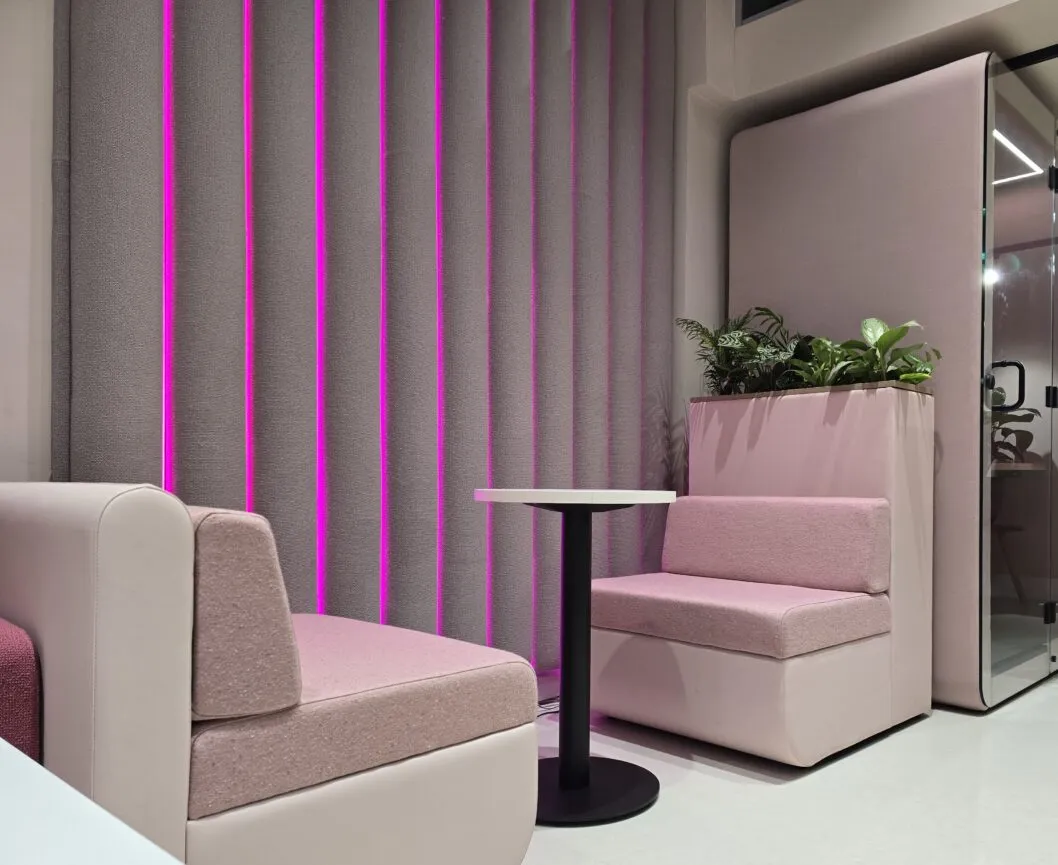 Abbotsford contract fabric smart office pods